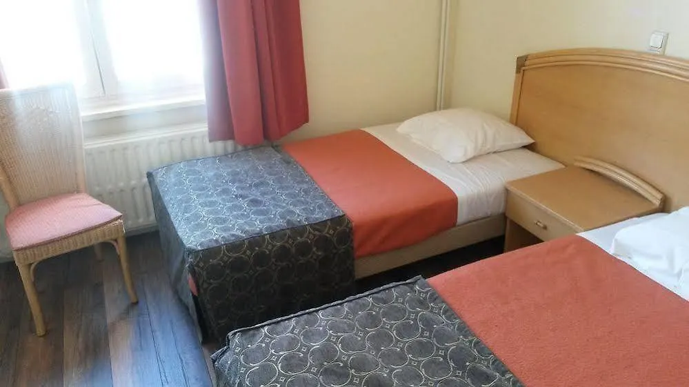 ***  Hotel Queen Mary Brussels Belgium