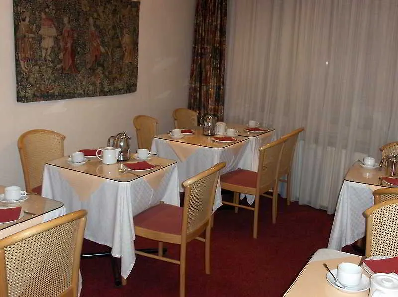 Hotel Queen Mary Brussels Belgium